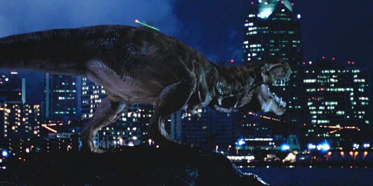 El T-Rex de Lost World Jurassic Park ruge frente a San Diego