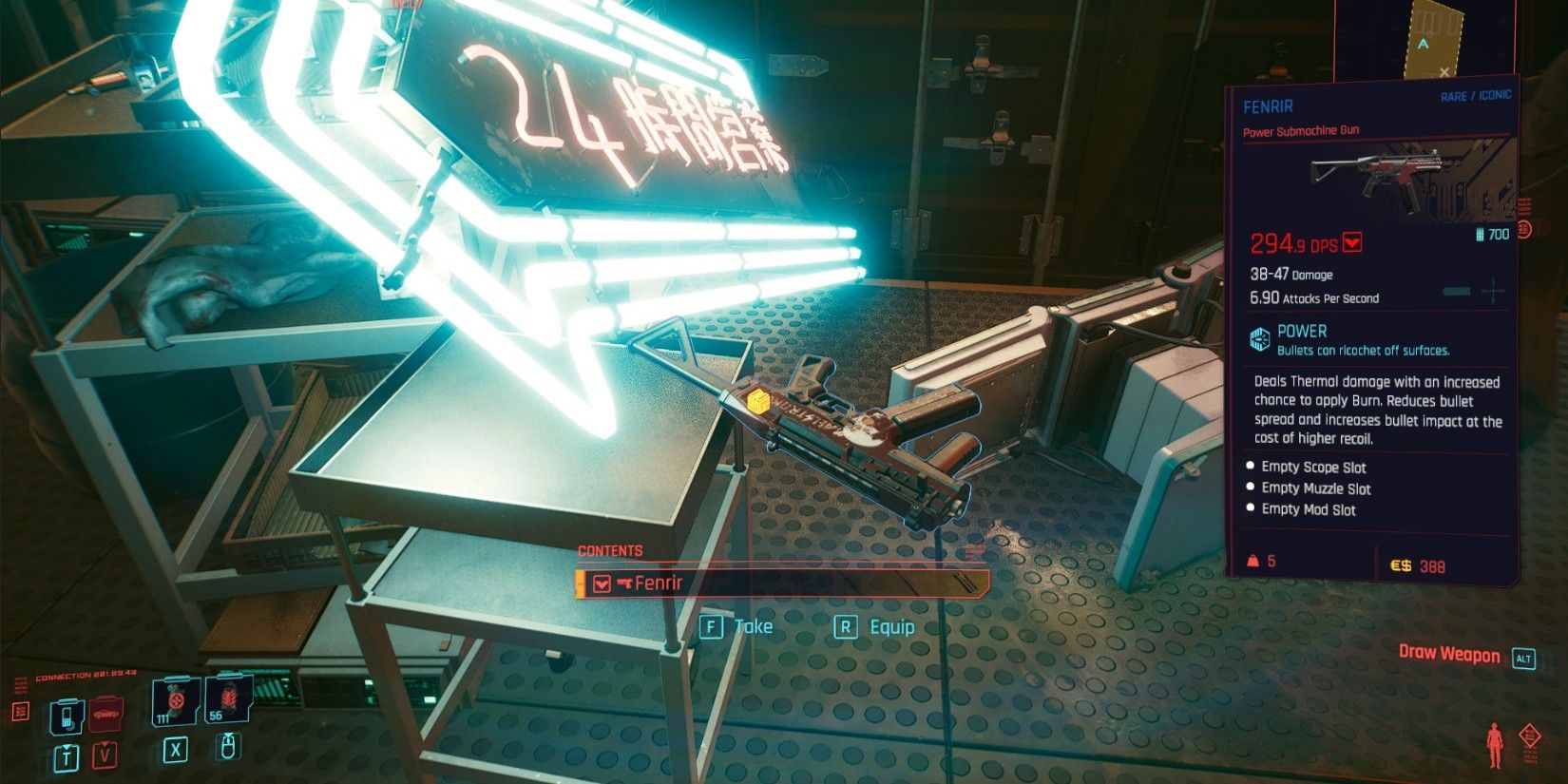 El jugador encuentra la metralleta Fenrir sobre una mesa en Cyberpunk 2077