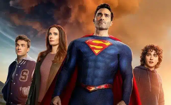 The first images of Superman and Lois show the arrival of a new iron hero