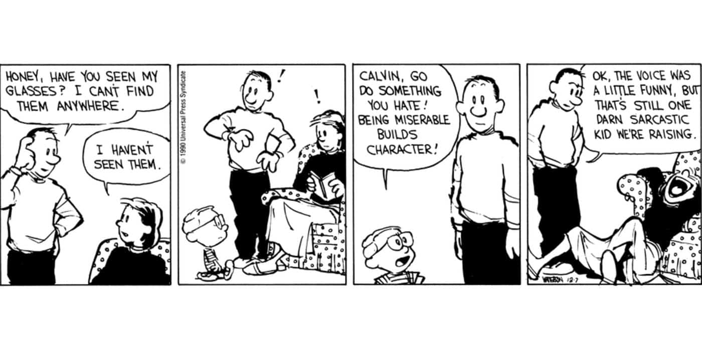 Calvin imita a su padre usando las gafas de su padre en Calvin & Hobbes.