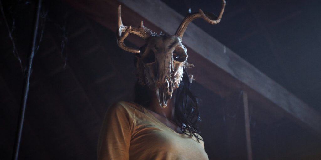 La bruja se apoderó del cuerpo de una mujer en Los Miserables