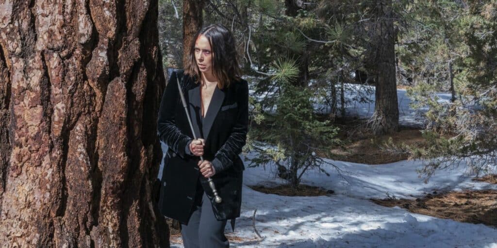 Jennifer Love Hewitt como Maddie Buckley en 9-1-1