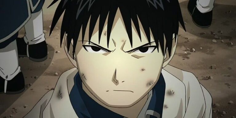 Roy Mustang turns by looking up in his uniform.