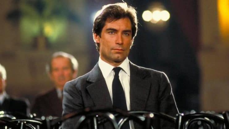 James Bond, Chine News, Timothy Dalton