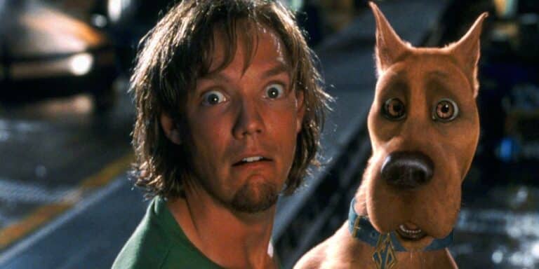 Shaggy (Matthew Lillard) and Scooby-Doo (Neil Fanning) watch a monster in Scooby-Doo in 2002.
