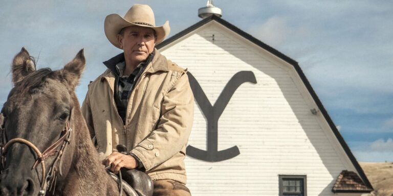 Kevin Costner like John Dutton in Yellowstone Season 1