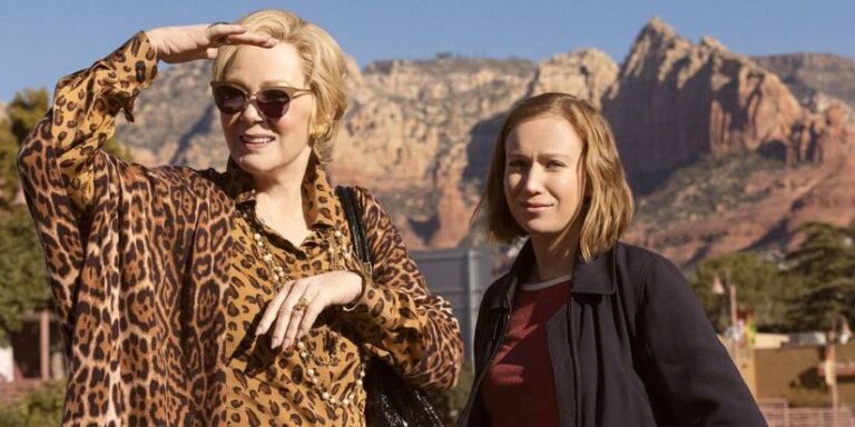 Deborha and Ava look far in the comedy show, Hacks