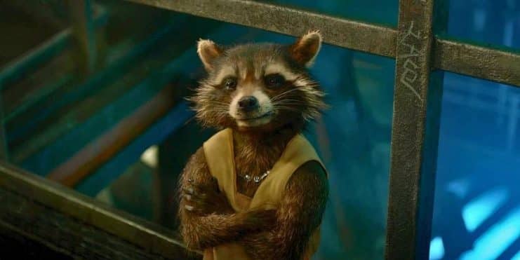 Rocket Raccoon tries luck like the green lantern at the new Marvel/Dc Crossing